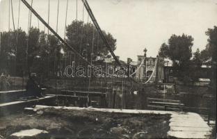 Destroyed bridge (fl)