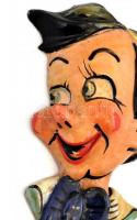 Horváth Sándor (?-?): Pinocchio, mázas plasztikus fali kerámia, jelzett a hátoldalán (Horváth 942) é...