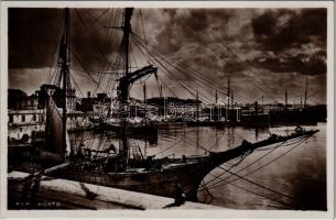 Bari, Porto / port, sailing vessels, fishing boat. Ed. Cav. G. Lobuono N. 3066. Vera Fotografia
