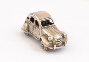 Ezüst(Ag) miniatűr autó, jelzett, 4×2×2,5 cm, nettó: 35,55 g