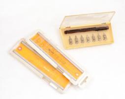 Signográf toll és tollhegyek, eredeti dobozában, m: 11,5 cm, 5x13 cm, valamint 2 db Rotring betűvezető, eredeti dobozukban, 3x14 cm