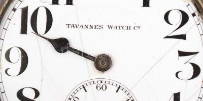 Tavannes fém zsebóra, porcelán számlappal, másodpercmutatóval (számlap sérült, üveg nélküljavításra ...