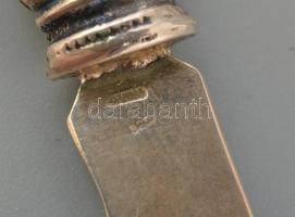 Ezüst(Ag) kés, csiszolt kristály nyéllel, jelzett, h: 11,5 cm, bruttó : 17,6 g