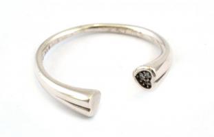 Ezüst(Ag) szívecskés gyűrű, Pandora jelzéssel, méret: 54, bruttó: 2,13 g