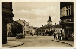 Valasske Mezirici, Námestí, Zdenek Kolovratnik, Anton Majer, Cukrárstvi, sporitelna / square, automobile, shops, confectionery, savings bank