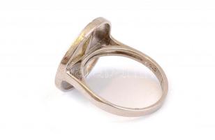 Ezüst(Ag) gyöngyházberakásos gyűrű, Bulgari jelzéssel, méret: 54, bruttó: 3,96 g