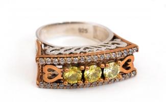 Ezüst(Ag) szíves, köves gyűrű, jelzett, méret: 58, bruttó: 6,73 g