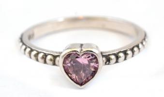 Ezüst(Ag) rózsaszín szívecskés gyűrű, Pandora jelzéssel, méret: 54, bruttó: 1,88 g