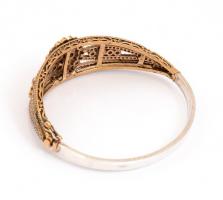 Ezüst(Ag) karperec, gránát kövekkel, jelzett, 6×5 cm, bruttó:22,6 g