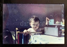 Nagy dia és fotónegatív tétel. Több száz diakép és tekercs film egyben az 1960-as évektől napjainkig...