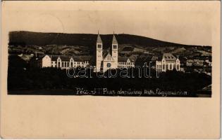 1940 Pécs, Jézus Társasági Pius alapítványi katolikus főgimnázium. Zsabokorszky mérnök felvétele (EK)
