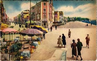 Venezia, Venice; Riva dellImpero / street view, café, shops, terrace (EK)