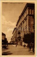 Temesvár, Timisoara; Jenő herceg tér és Hunyadi utca, üzletek. Uhrmann Henrik kiadása / square, street view, shops