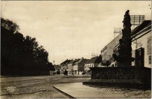 1929 Pápa, Sz.t Flórián szobor, Gőzmalmi liszt eladás, Grünbau üzlete, Sipiczky vendéglője vidékiek találkozóhelye. Kiss Tivadar kiadása