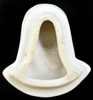 Porcelán Madonna, falra akasztható, jelzetlen, kis csorbával, 8,5x7 cm