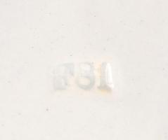 Villeroy & Boch porcelán tányér, 2db, bevonó képes, jelzett, kopásokkal, d: 23,5 cm