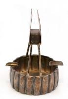 Ezüst(Ag) gyufatartós hamutál, jelzett, m: 12 cm, nettó: 129,3 g