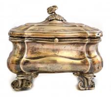 Ezüst(Ag) virágos dobozka, jelzett, 12×7,5×11 cm, nettó: 159,2 g