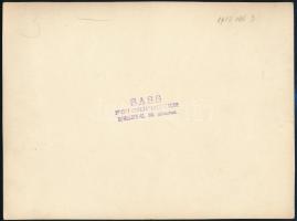 1930 Bp, A szervita téri Belvárosi Szent Anna-plébániatemplom 7-es Vilmos Huszárok emlékművének fela...