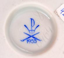 Herendi virágmintás urna vázák 2 db. Jelzett, kézzel festett, kis kopással. m: 8 cm