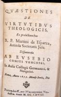 Esparza, Martinus de: Quaestiones  de virtute  justitiae. Pottendorf, 1664. Hyeronimum Verdussen. 620p. Hozzákötve: Esparza, Martinus de: Quaestiones  de virtutibus  theologicis. Pottendorf, 1668. Hyeronimum Verdussen. 594 + 34p.  A pottendorfi, alsó.ausztriai nyomdát Nádasdy Ferenc gróf 1665-ben vásárolta meg, így a nyomdából számos, az RMK-ban is nyilvántartott környvritkaság került ki az első években. Ezek között készült el a Esparza munkájának ez a két kötete, mely így a magyar könyvészet gyűjtőinek is keresett ritkaság. Korabeli pergamen kötésben, Jó állapotban.