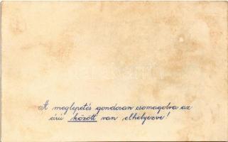 Szeredai bácsi Újévi meglepetése az 1936. esztendőre gondosan csomagolva az áru között van elhelyezv...