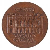 Asszonyi Tamás (1942-) 1989. "Dachauer Künstler / 1989. VII. 21. / Vigadó Galéria" öntött ...