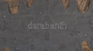 Vésnök által készített nyomóformák, közötte több militária: Vitézi rend címere, M. Kir. 82. Honvéd G...