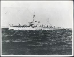 cca 1910 Viribus Unitis osztrák-magyar csatahajó és egy osztrák-magyar torpedónaszádról készített 2 ...