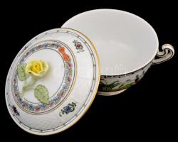 Herendi 744. sz. mintás füles bonbonnier. Kézzel festett, jelzett, hibátlan.d:12 cm, m: 10 cm