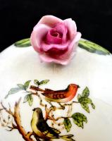 Herendi Rotschild mintás bonbonnier.. Kézzel festett, jelzett, apró lepattanás a rózsán