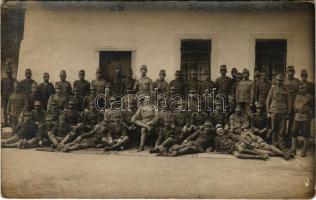 Osztrák-magyar katonák csoportja / WWI Austro-Hungarian K.u.K. military, group of soldiers. photo