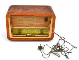 cca 1960 Vadásztölténygyár R 035 / F/ B elektroncsöves rádió. Nem kipróbált. 43x30 cm