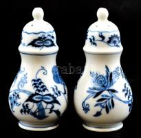 Blue Danube kék hagymamintás porcelán só- és borsszóró, levonóképes, jelzett, hibátlan, m: 12,5 cm