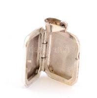 Ezüst(Ag) nyitható képtartó függő, jelzett, 2×1,7 cm, nettó: 5 g