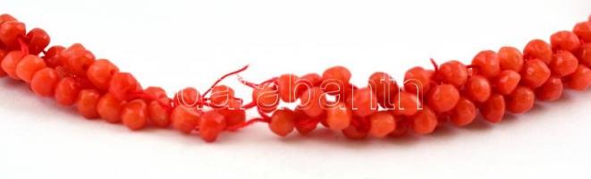 Apró szemű korall nyaklánc, szakadással, h: 41 cm