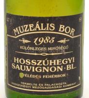 1985 Muzeális bor. Hosszúhegyi Sauvignon Blanc bontatlan palack fehérbor