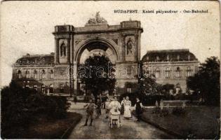 Budapest VII. Keleti pályaudvar (kis szakadás / small tear)