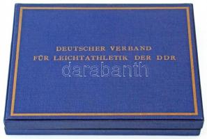 NDK ~1970-1980. "Német Könnyűatlétikai Szövetség" meisseni porcelán plakett dísztokban (67...