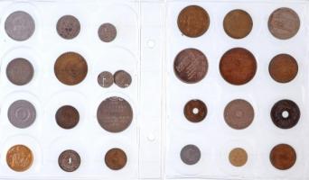 61db vegyes magyar és külföldi zseton, bárca, nagyrészt berakólapokon T:vegyes
61pcs of mixed token...