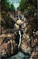 1909 Tátra, Magas Tátra, Vysoké Tatry; A Kis-Tarpatak óriási vízesése. Cattarino S. kiadása 162. sz. / Klein-Kohlbacher Riesenwasserfall / waterfall, wooden bridge (EK)