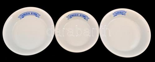 Össz. 5 db Zsolnay porcelán tányér és tálka, ebből 4 db szociális otthon, 1 db kórház felirattal, ma...