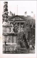 ~1930 Sopron, Szentháromság szobor, Megyeháza. photo