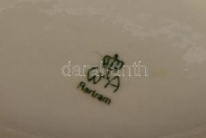 Bertram porcelán kisfiú. Kézzel festett, jelzett, kis kopásokkal. 19,5 cm