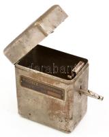 Phönix Életbiztosító Társaság fém perselye kulccsal, kopottas állapotban, 10,5x8,5x5,5 cm