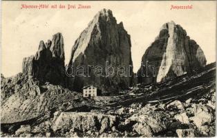 Valle d'Ampezzo, Ampezzo Valley; Ampezzotal, Alpensee-Hotel mit den Drei Zinnen / Tre Cime di Lavaredo / hotel, mountains