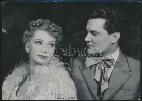 Petress Zsuzsa (1928-2011) színésznő és 	 Baksay Árpád (1927-) színész aláírása fotón
