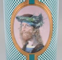 Hollóházi porcelán váza. Szász Endre dekorjával díszített, kézzel aranyozott 21 karátos arannyal. Je...