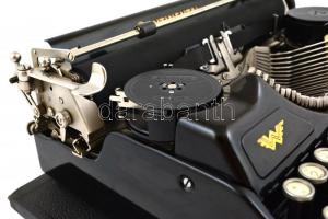 cca 1930-40 Continental 340 hordozható írógép magyar billentyűkkel, eredeti tokjában. Írógép nagyon ...