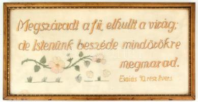 Régi házi áldás bibliai idézettel, virág motívummal díszített, hímzett vászon. Üvegezett fa keretben, hátoldalán korabeli Fischer Budapest keretező címkével, 21×45 cm